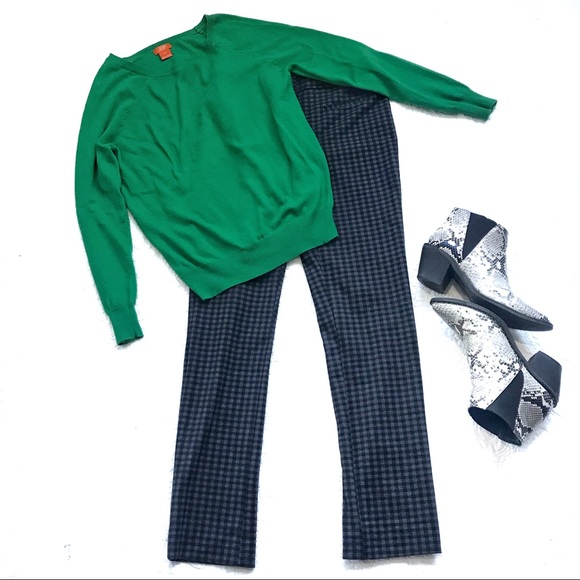 SALEπ₯$15π₯KELLY GREEN CREW NECK SWEATER